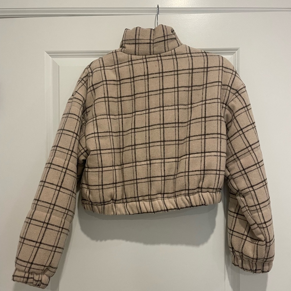 Cropped Puffer Jacket - Picture 5 of 5